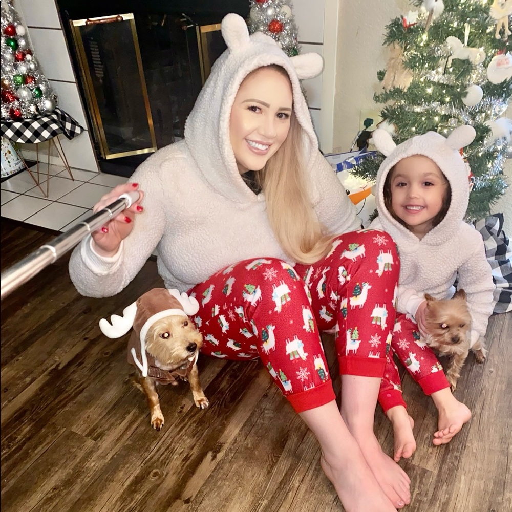 Llama matching PJ’s